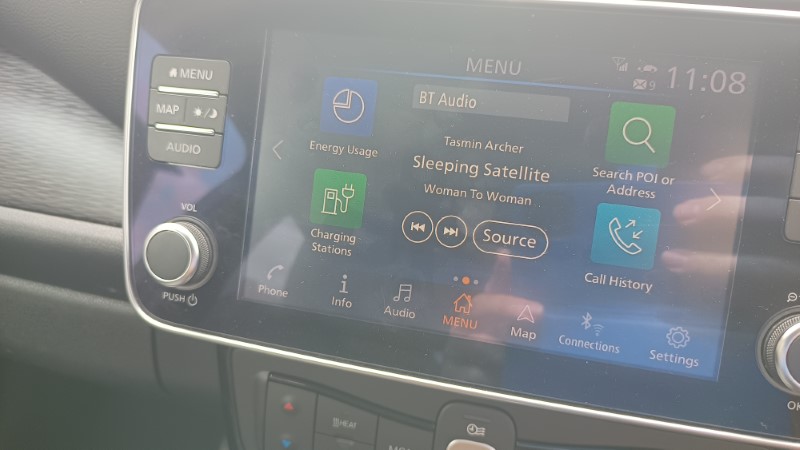 Nissan Leaf White For Sale (20)